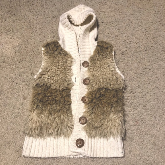 Sleeveless fuzzy sweater vest, like new! - Picture 1 of 1